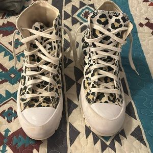 Leopard Converse